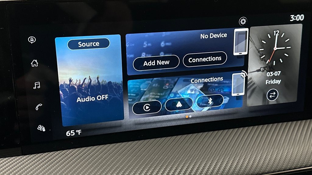 New 2025 Nissan Kicks SR w/ SR Premium Package image 19