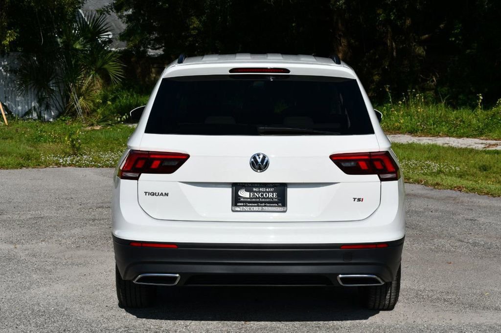 Used 2018 Volkswagen Tiguan S image 5