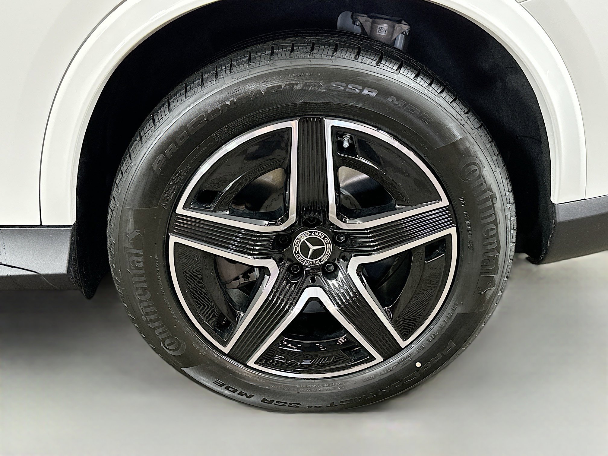 New 2025 Mercedes-Benz GLC 350e 4MATIC image 31