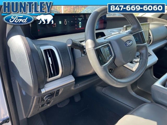 Used 2025 Ford Expedition Max Active image 25