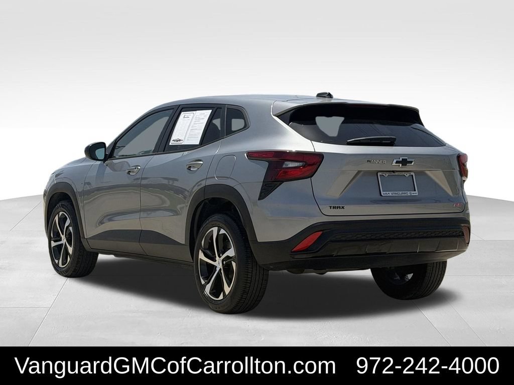 Used 2024 Chevrolet Trax RS FWD image 6