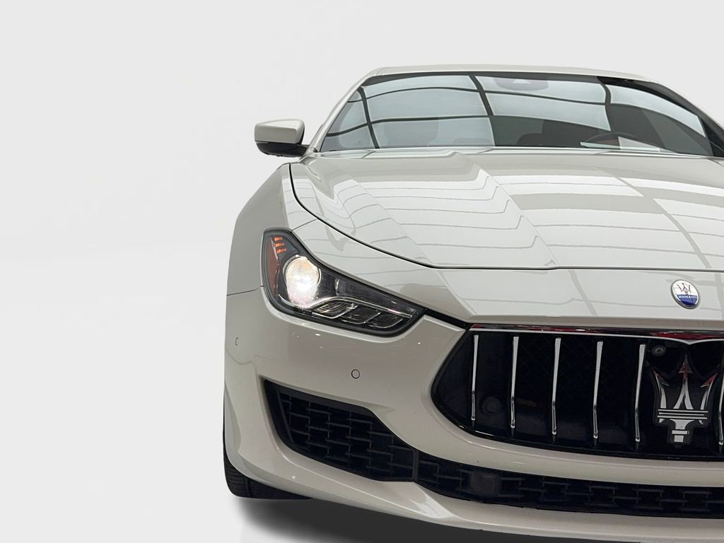 Used 2018 Maserati Ghibli S image 4
