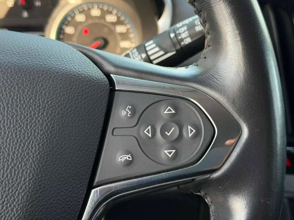 Used 2019 Chevrolet Traverse LT w/ LPO, Floor Liner Package image 16