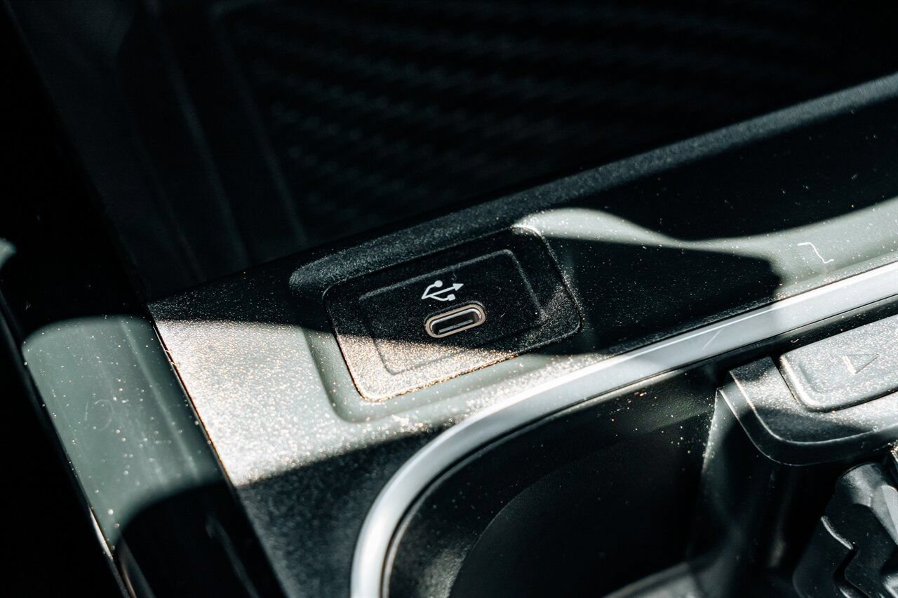 Used 2025 Mercedes-Benz CLA 35 AMG 4MATIC image 39
