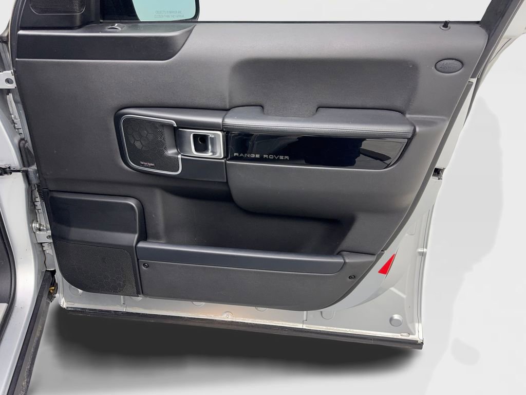 Used 2012 Land Rover Range Rover HSE image 42