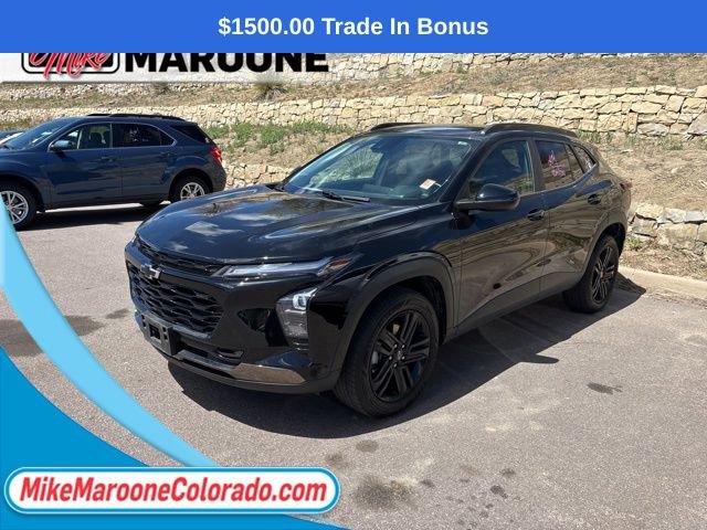 Used 2024 Chevrolet Trax ACTIV w/ Driver Confidence Package FWD image 2