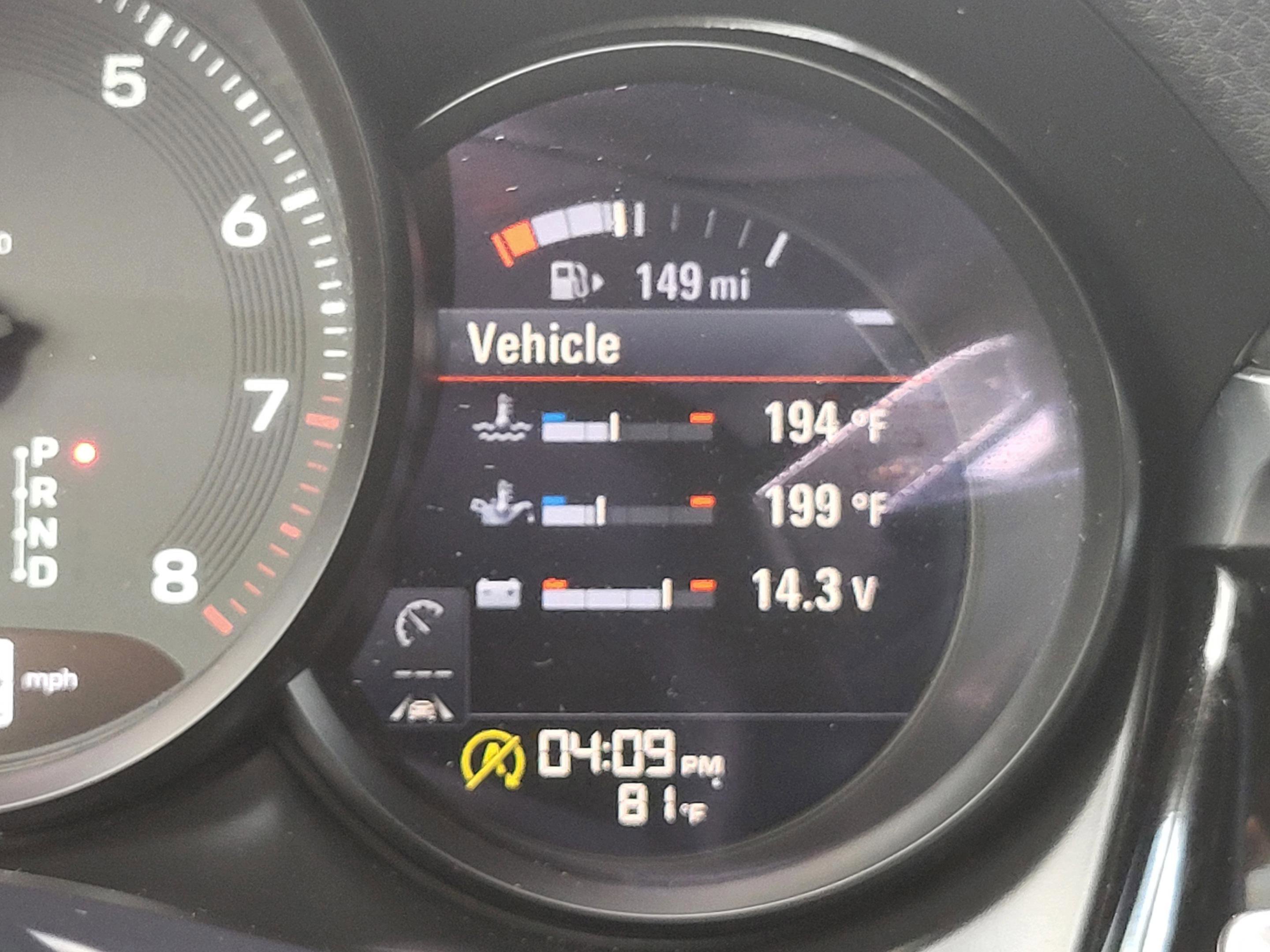 Used 2023 Porsche Macan AWD/4WD image 61