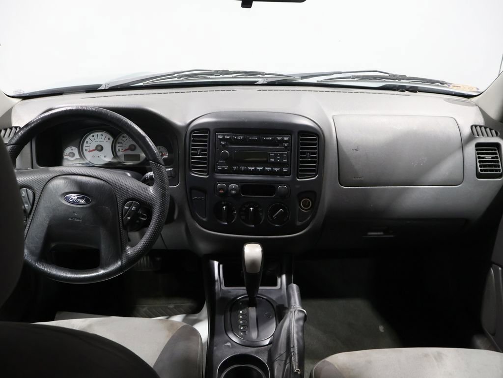 Used 2007 Ford Escape XLS image 16