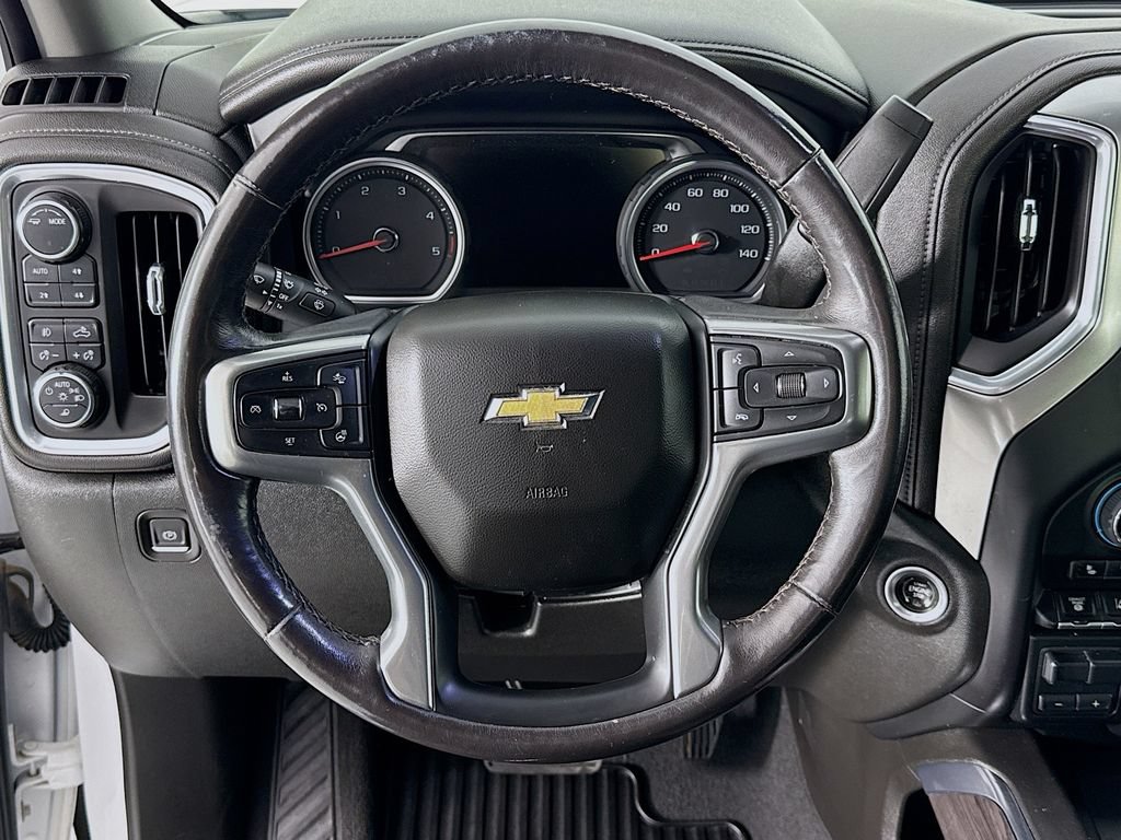 Used 2022 Chevrolet Silverado 3500 LTZ w/ LTZ Convenience Package AWD/4WD image 11