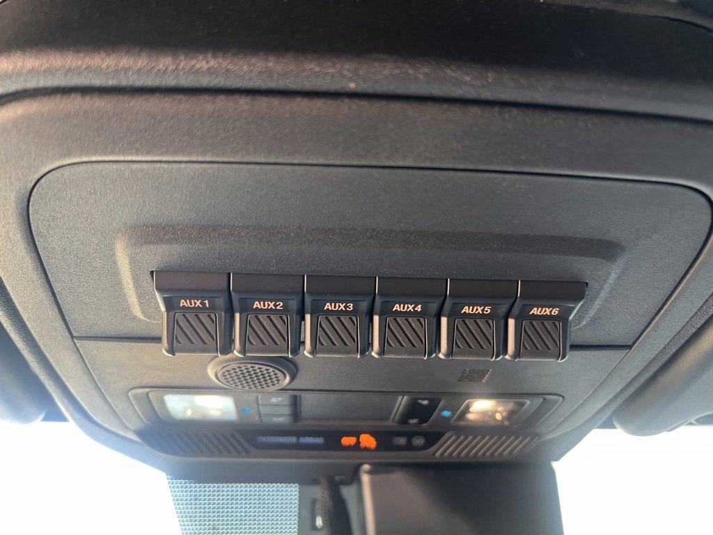 Used 2024 Ford Bronco Wildtrak image 27