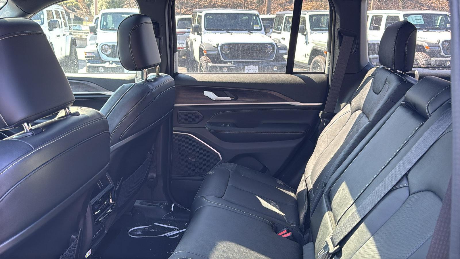 New 2026 Jeep Grand Cherokee Limited AWD/4WD image 27