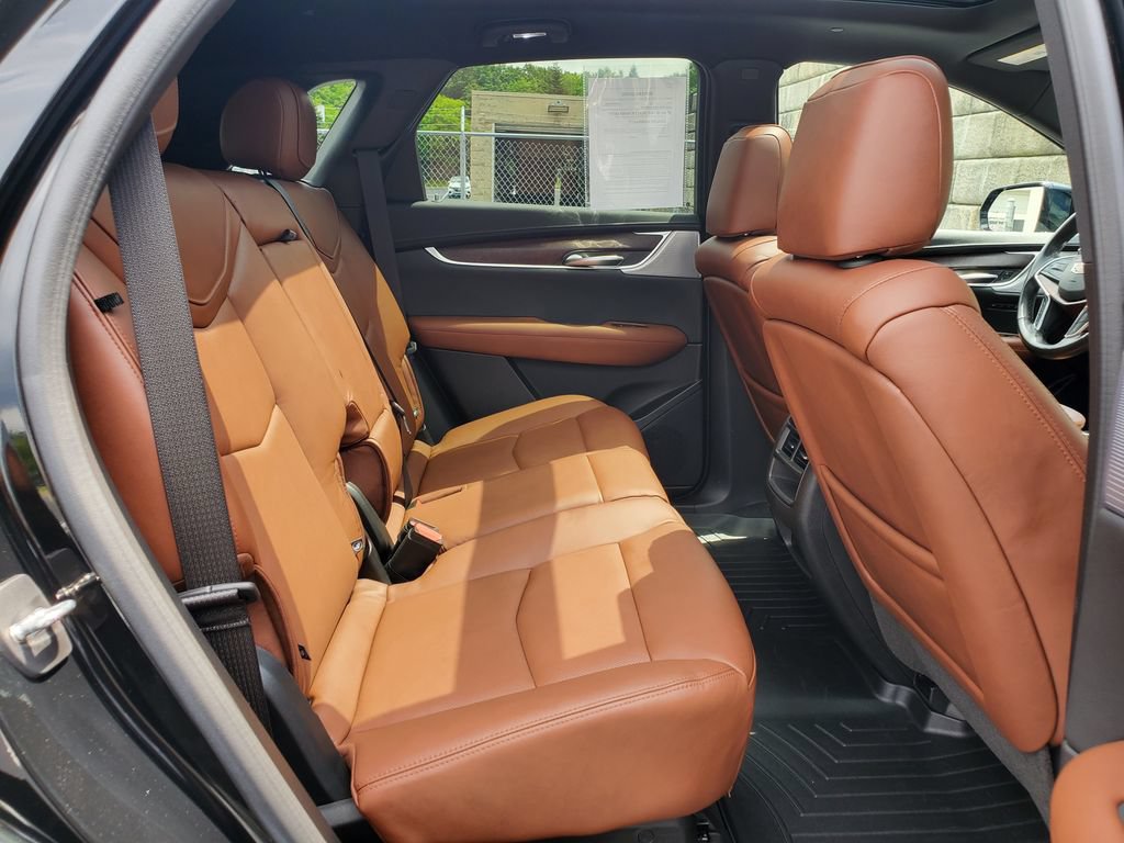 Certified 2023 Cadillac XT5 Sportv w/ Technology Package AWD/4WD image 41