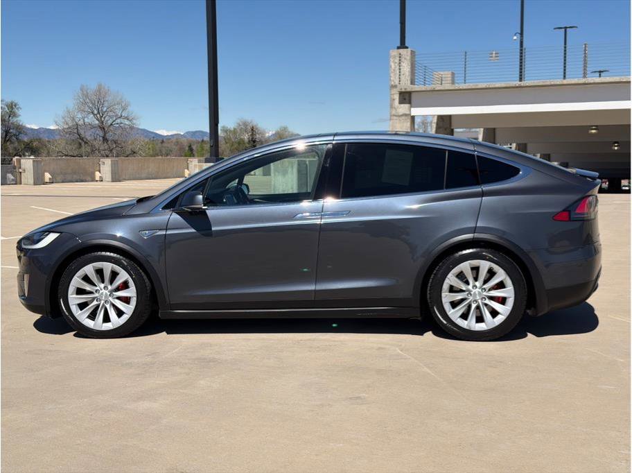 Used 2016 Tesla Model X Performance image 4