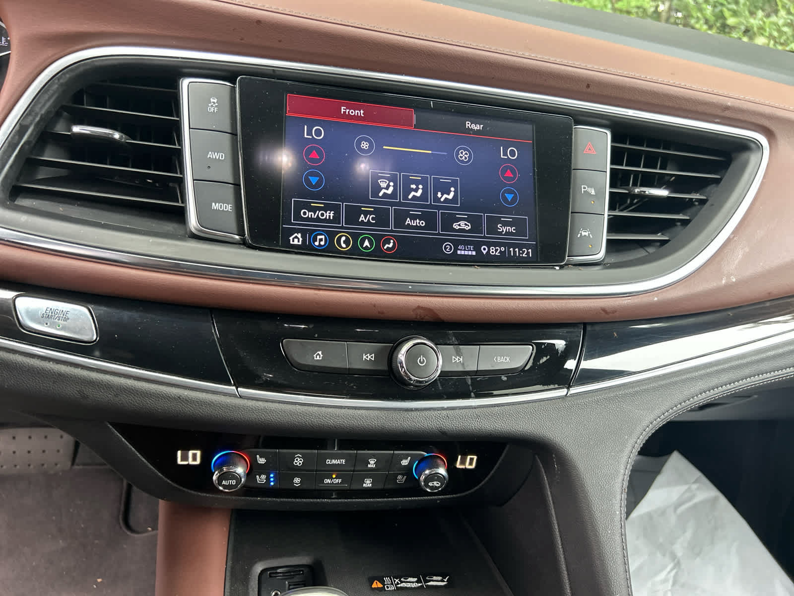 Used 2021 Buick Enclave Avenir w/ Avenir Technology Package AWD/4WD image 12