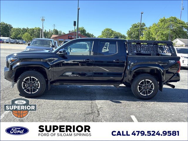 Used 2025 Toyota Tacoma TRD Sport AWD/4WD image 8