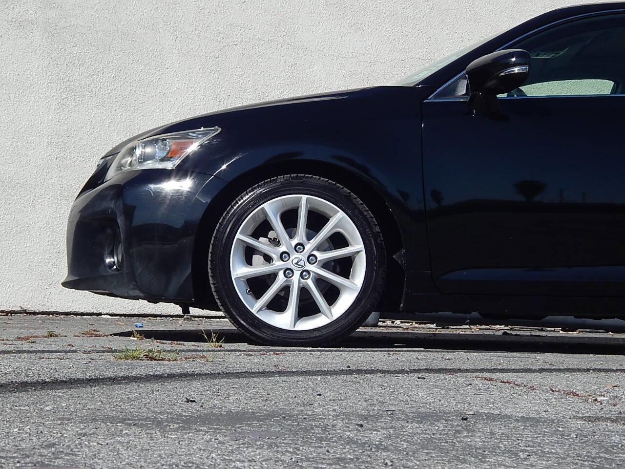 Used 2012 Lexus CT 200h Premium w/ Leather Pkg image 10