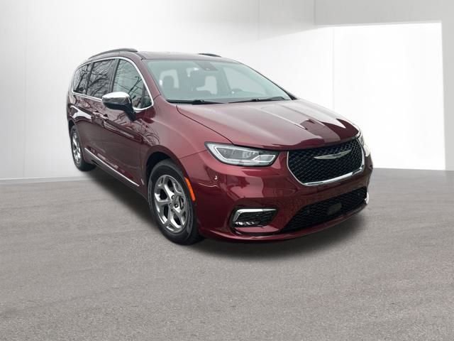 Used 2023 Chrysler Pacifica Limited image 10