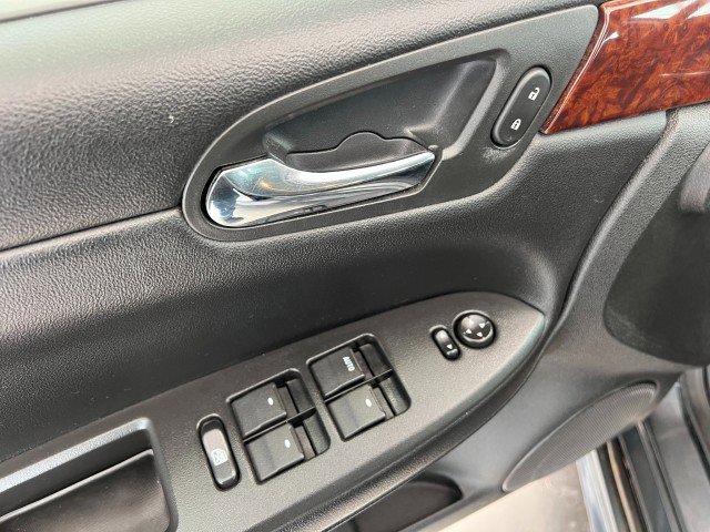 Used 2011 Chevrolet Impala LT image 22