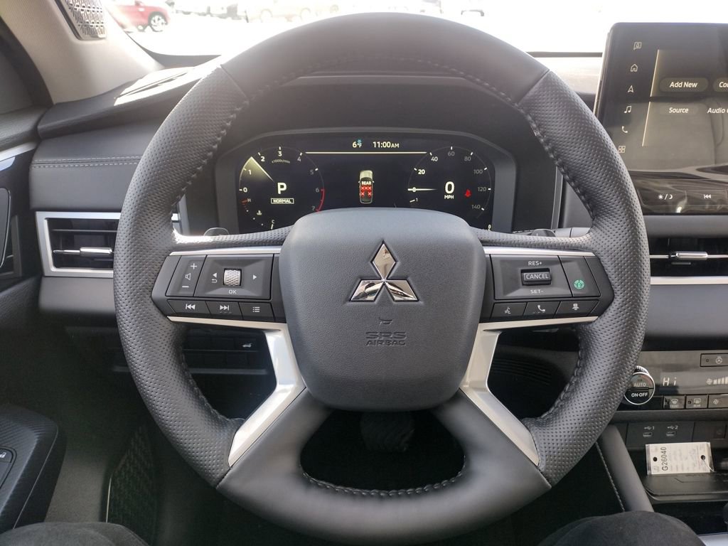New 2026 Mitsubishi Outlander SE image 7