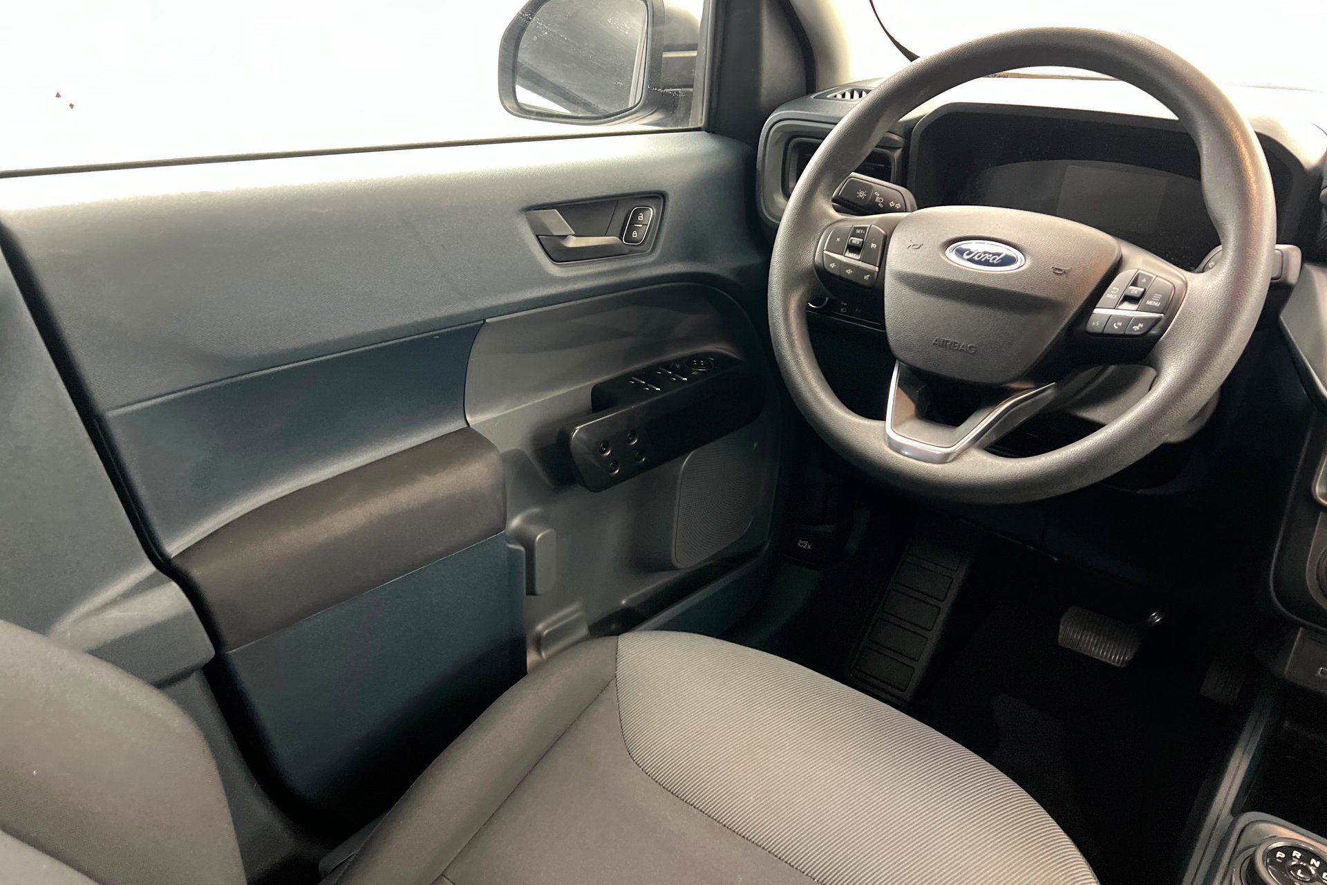 Used 2023 Ford Maverick XL FWD image 11