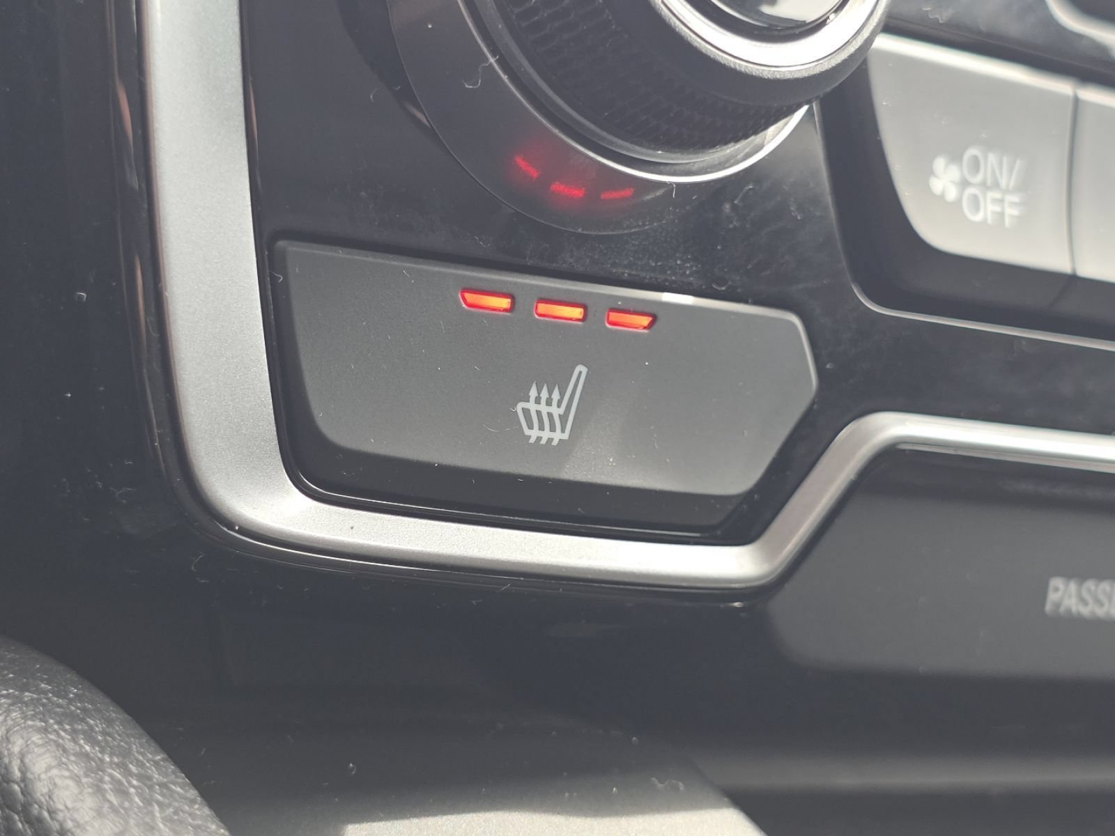 Certified 2021 Honda CR-V Special Edition image 4