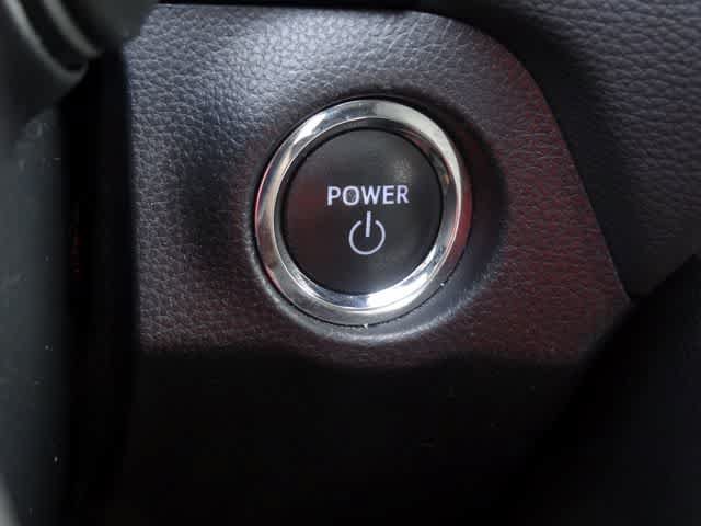Used 2024 Toyota RAV4 XLE AWD/4WD image 20