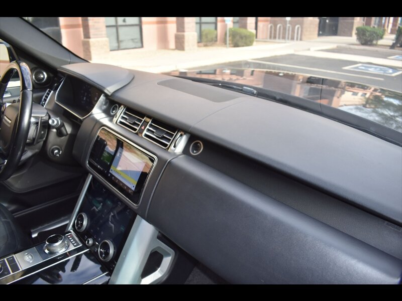 Used 2020 Land Rover Range Rover HSE AWD/4WD image 38