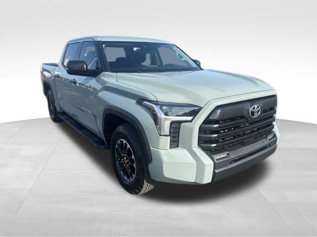 Used 2024 Toyota Tundra SR5 w/ SR5 Convenience Package RWD image 7