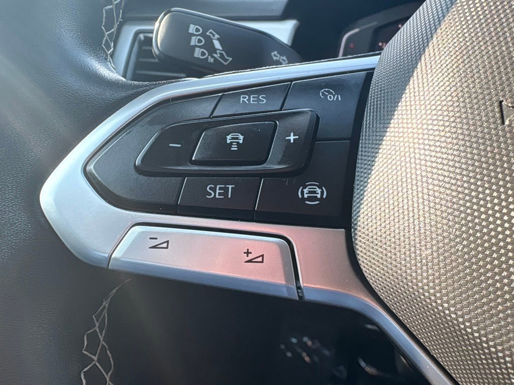 Used 2022 Volkswagen Atlas SE image 36