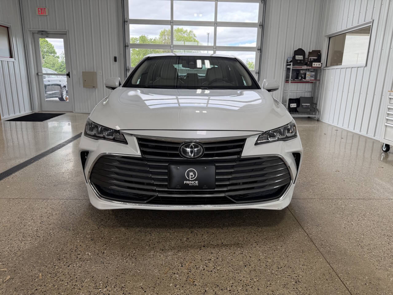 Used 2021 Toyota Avalon XLE FWD image 8