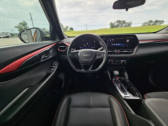 Used 2024 Chevrolet TrailBlazer RS w/ Driver Confidence Package FWD image 13
