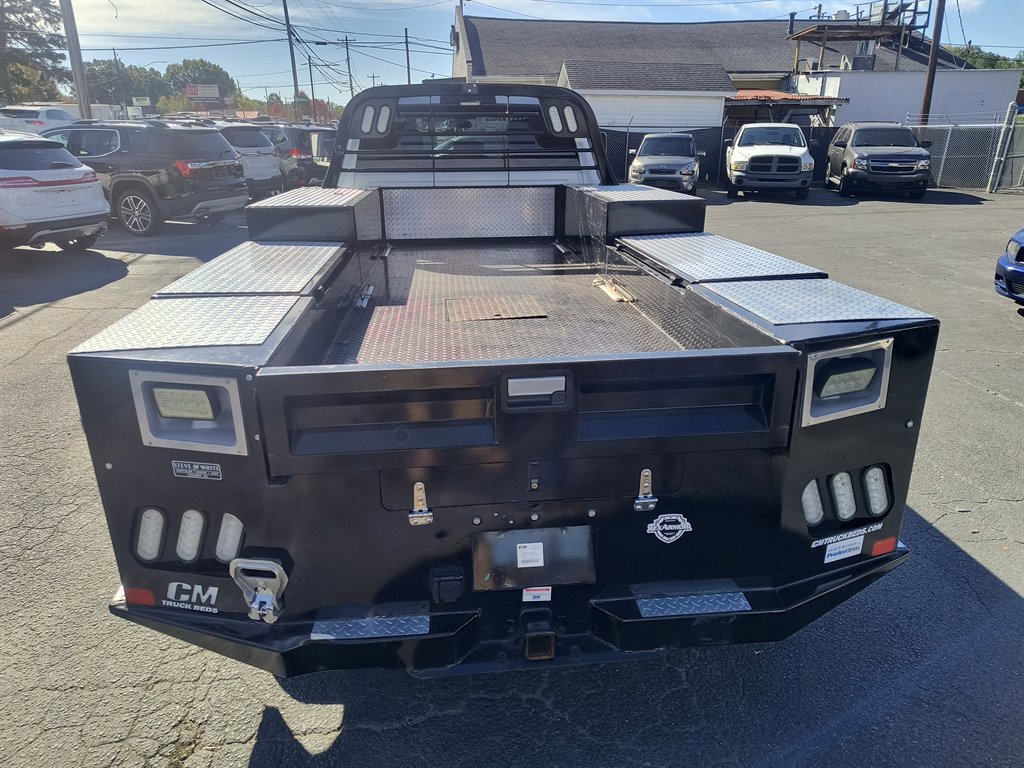 Used 2022 RAM 5500 Tradesman w/ Chrome Appearance Group image 5