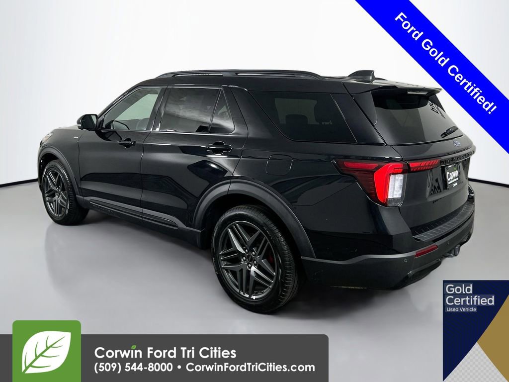 Certified 2025 Ford Explorer ST-Line w/ ST-Line Street Pack image 11