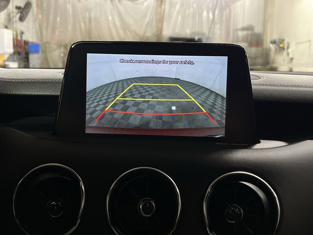 Used 2018 Kia Stinger GT2 image 19