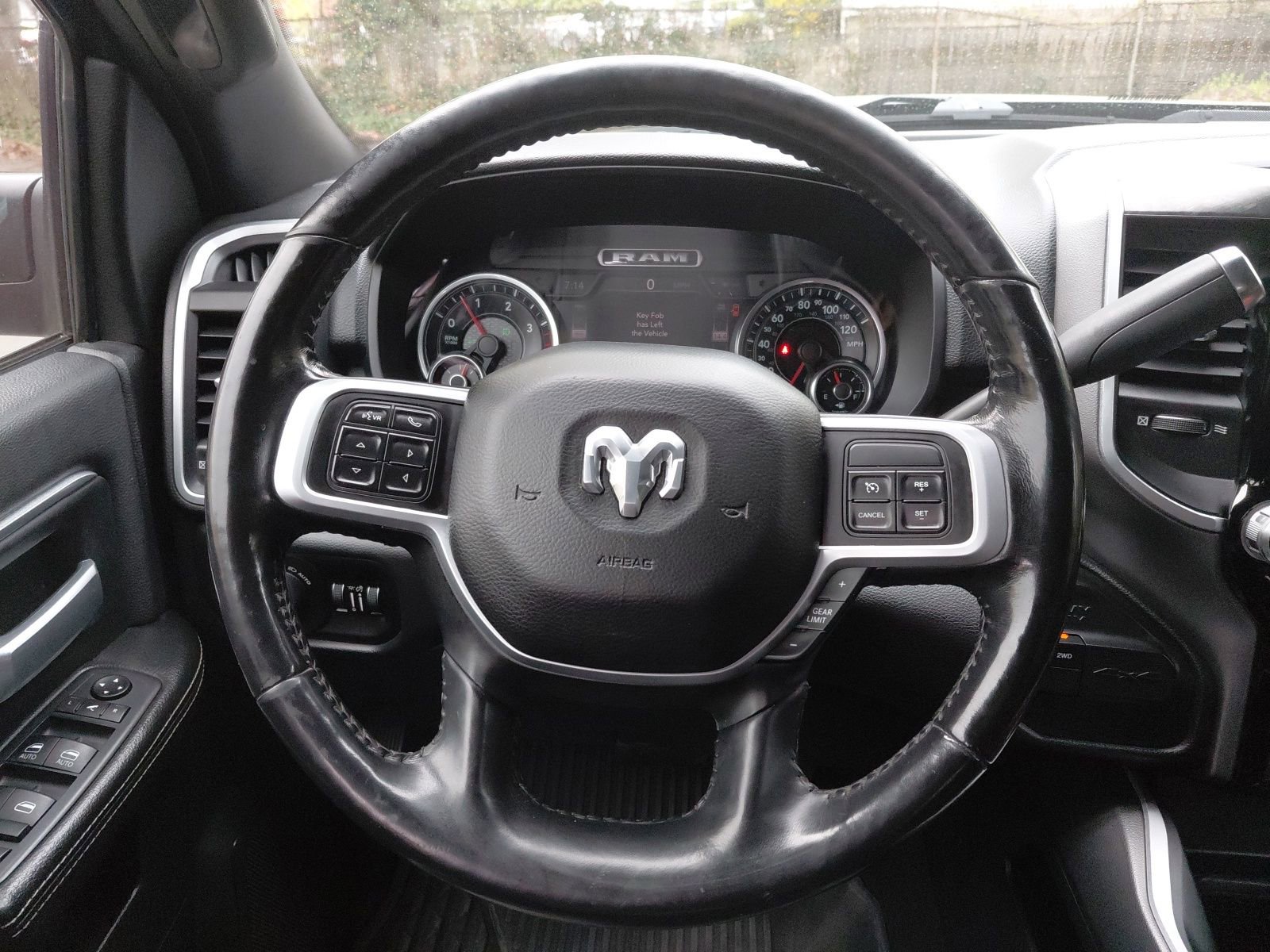 Used 2020 RAM 2500 Big Horn w/ Level 2 Equipment Group AWD/4WD image 4