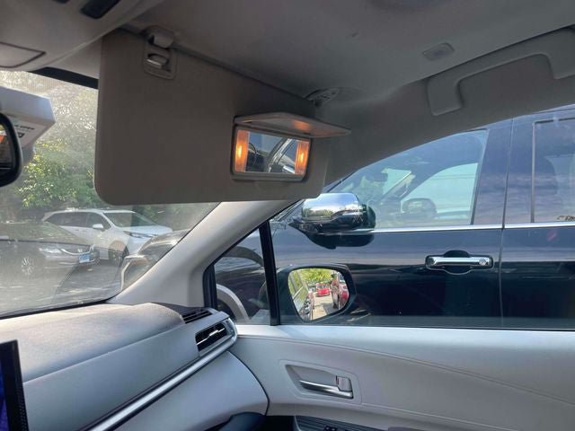 Certified 2025 Toyota Sienna XLE FWD image 34