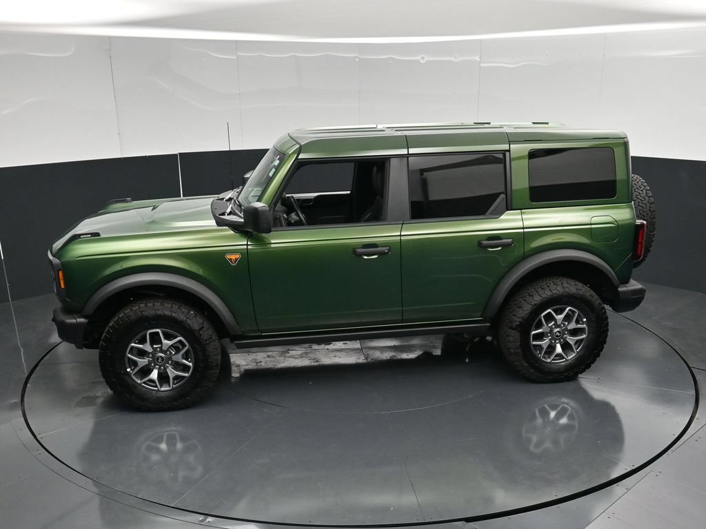 Used 2025 Ford Bronco Badlands AWD/4WD image 52