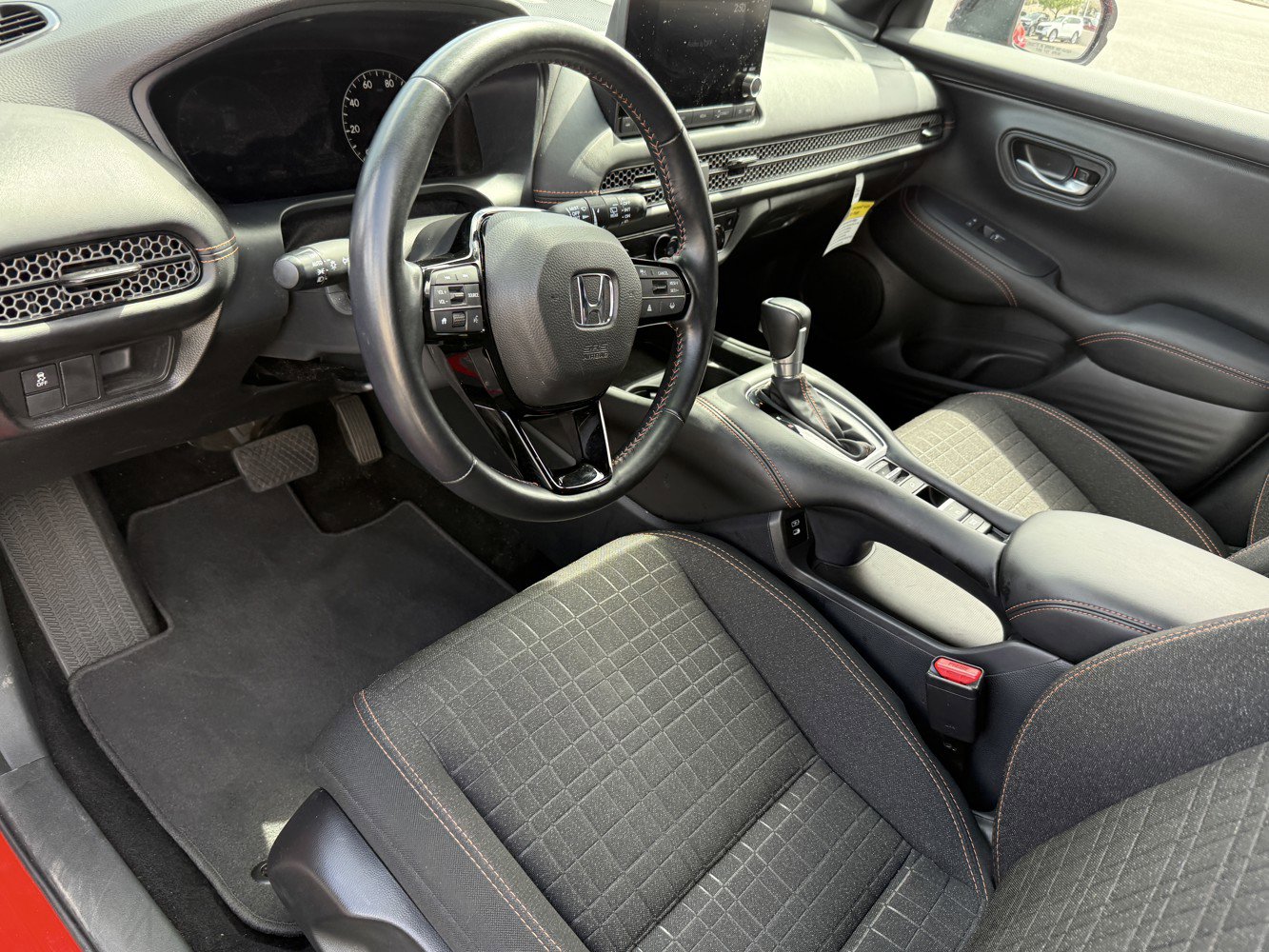 Certified 2025 Honda HR-V Sport image 9