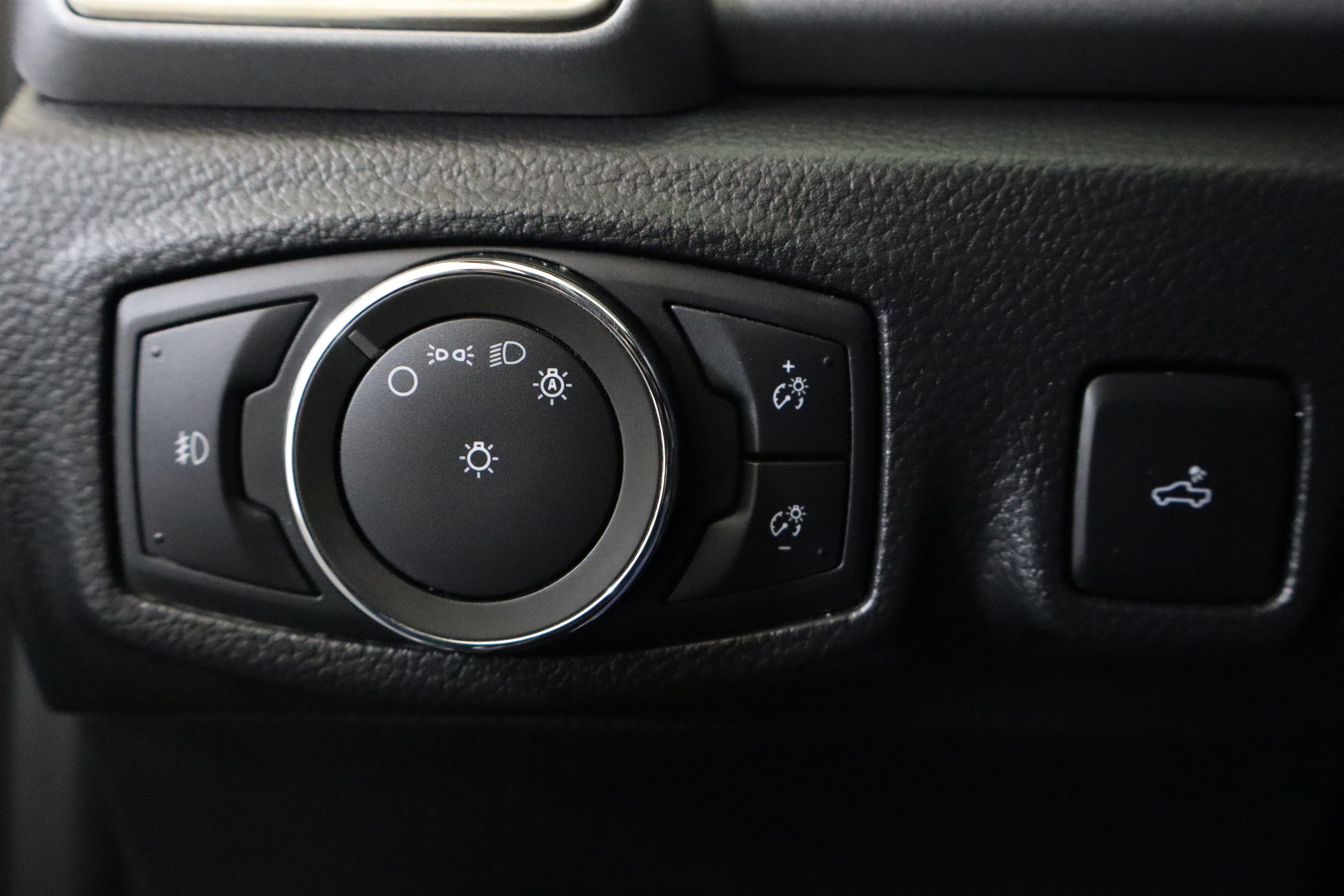 Used 2020 Ford Ranger XLT w/ Equipment Group 301A Mid image 31