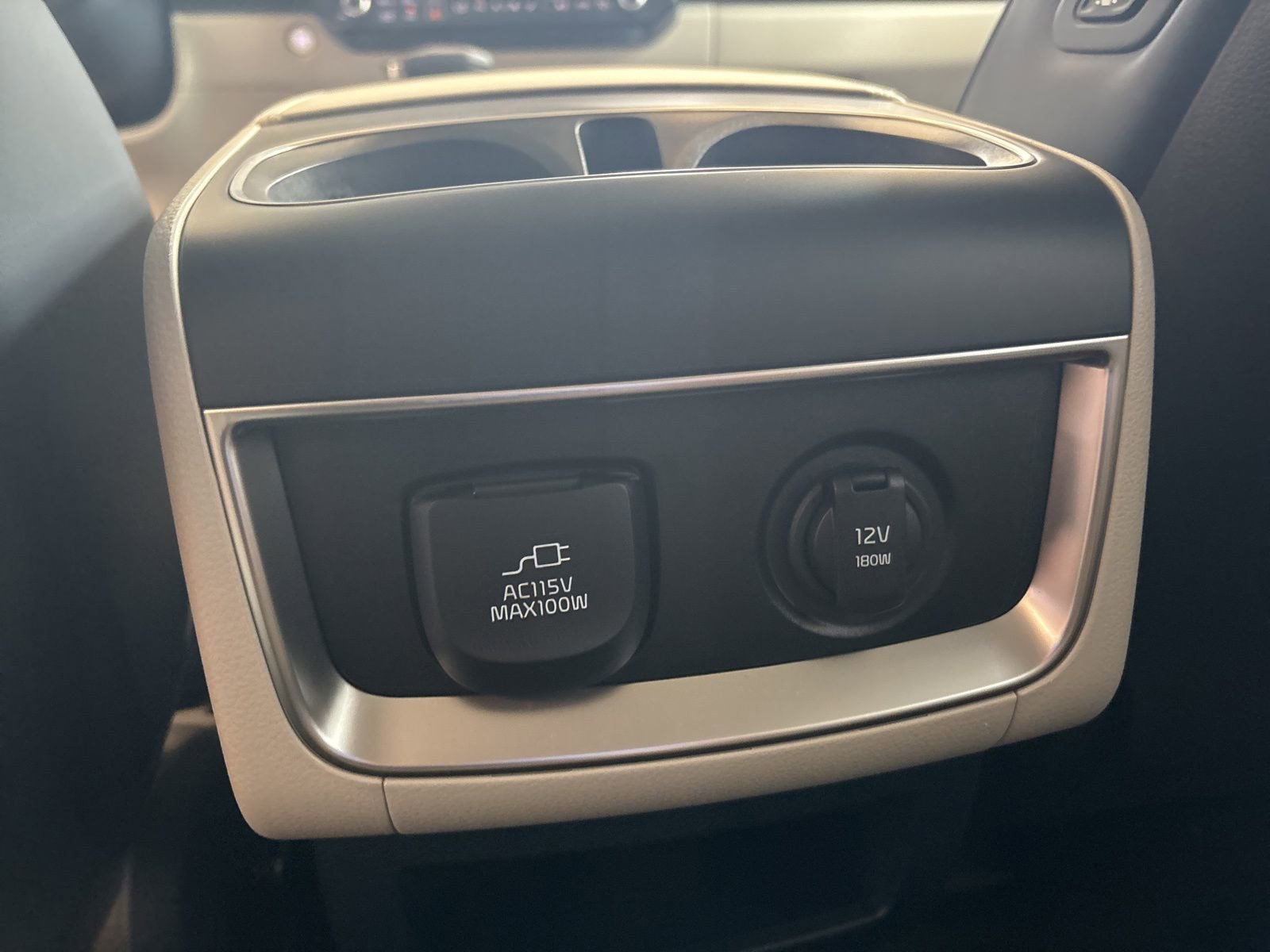 New 2025 Kia Carnival SX image 16