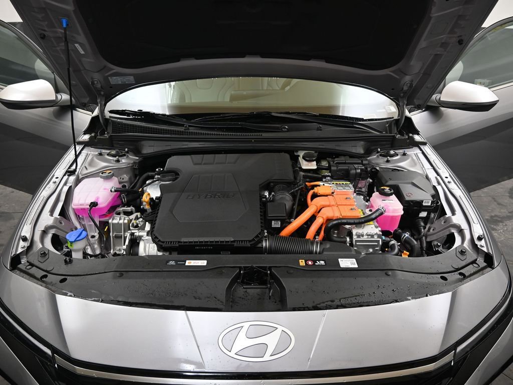 New 2026 Hyundai Elantra Limited image 9