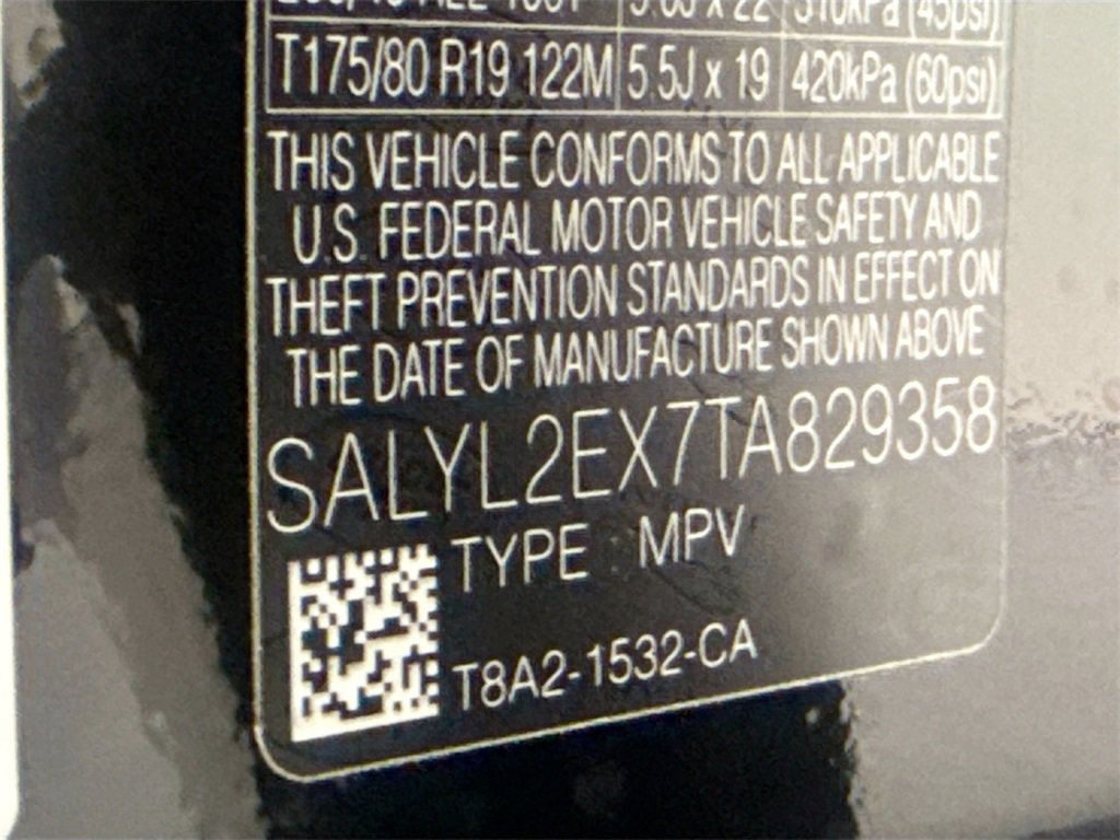 New 2026 Land Rover Range Rover Velar Dynamic SE image 32