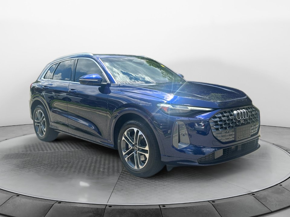 Certified 2025 Audi Q5 Prestige AWD/4WD video 1