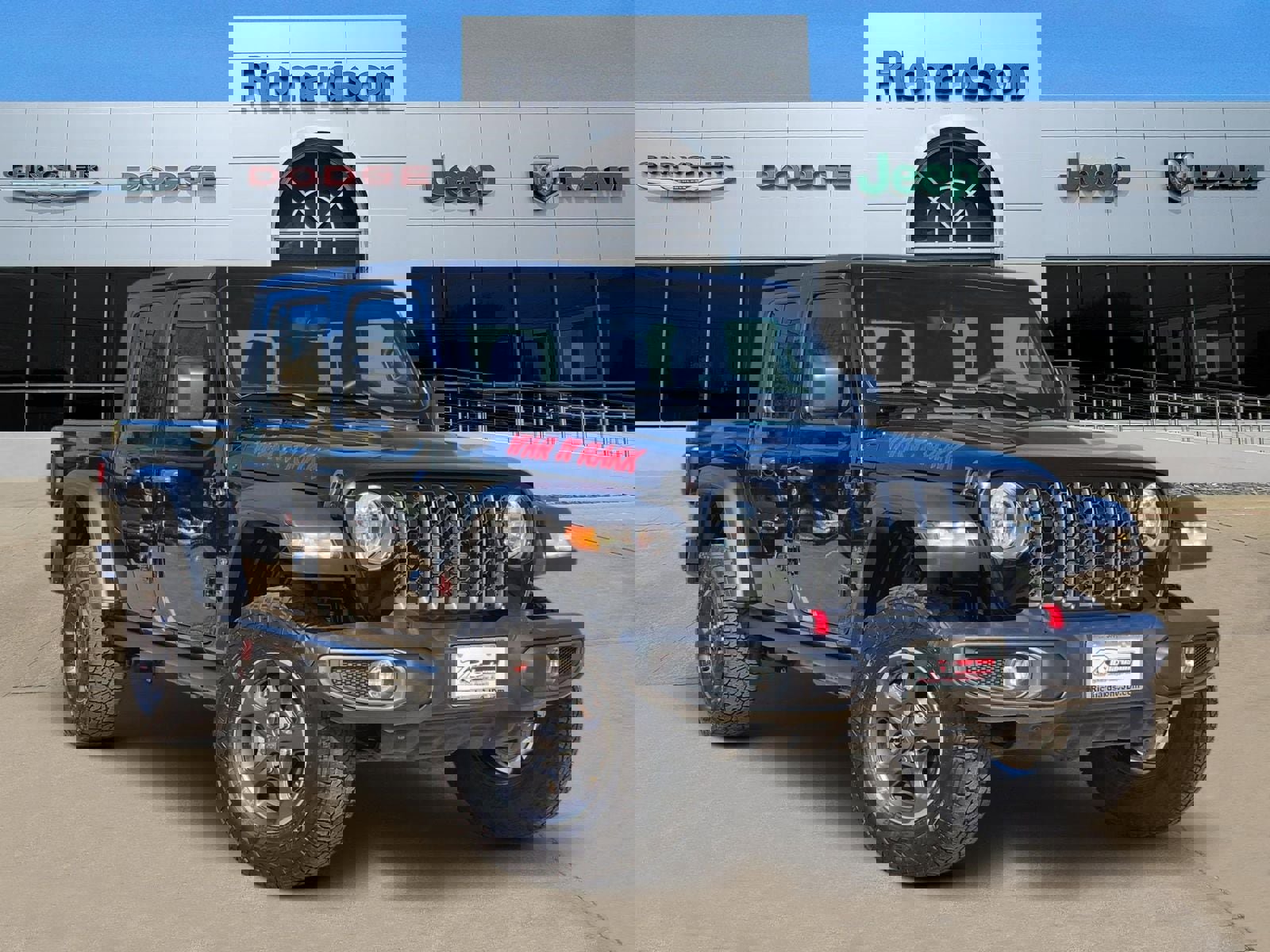 Used 2023 Jeep Gladiator Rubicon w/ Cold Weather Group image 1