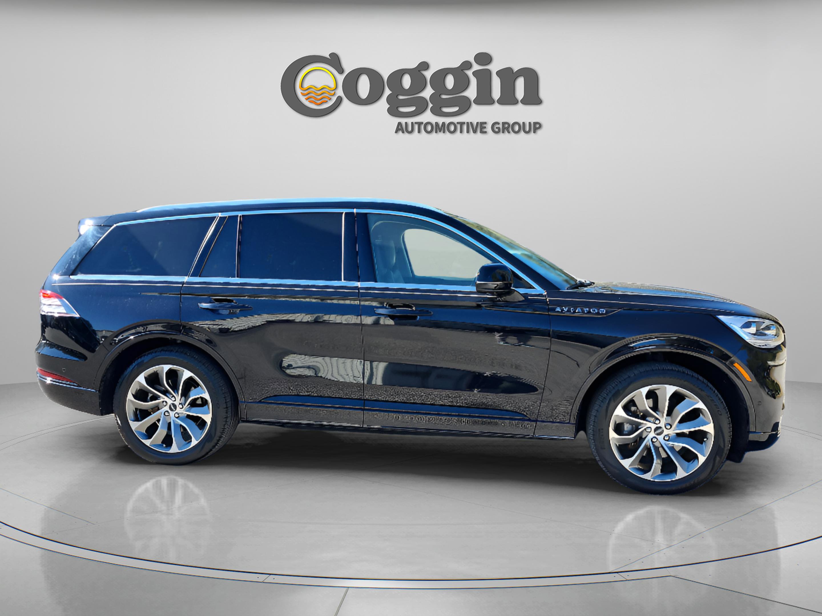 Used 2021 Lincoln Aviator Grand Touring w/ Equipment Group 301A AWD/4WD image 7