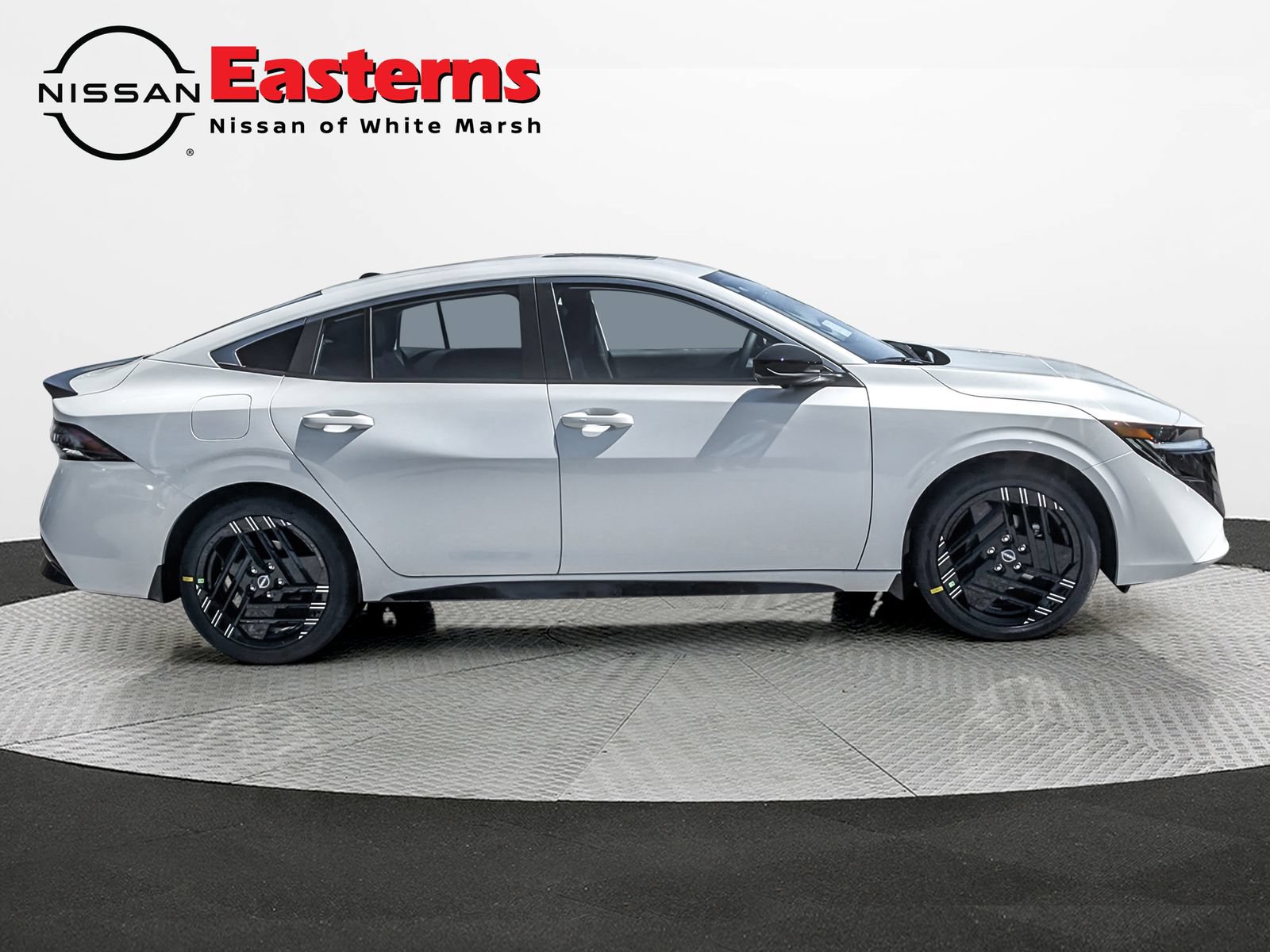 New 2027 Nissan Sentra SR w/ SR Premium Package FWD image 5