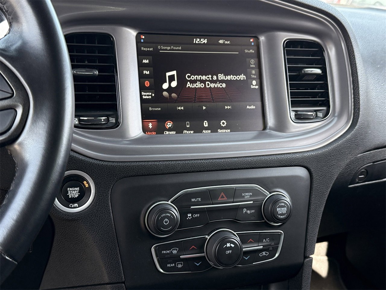 Used 2023 Dodge Charger SXT w/ Blacktop Package image 16