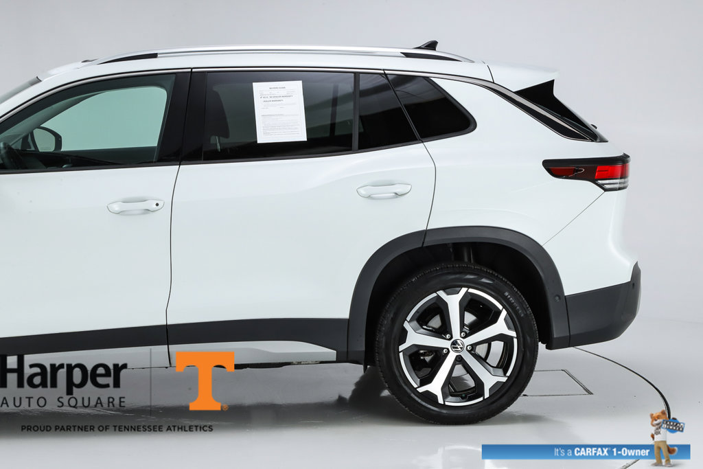 New 2025 Volkswagen Tiguan SE w/ Panoramic Sunroof Package AWD/4WD image 43