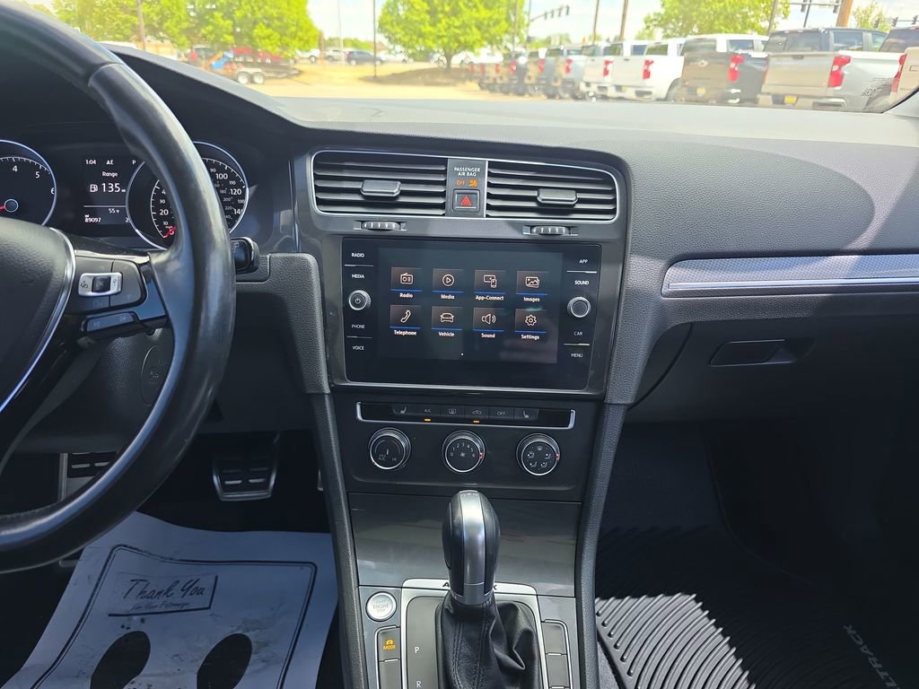 Used 2018 Volkswagen Golf Alltrack S AWD/4WD image 17