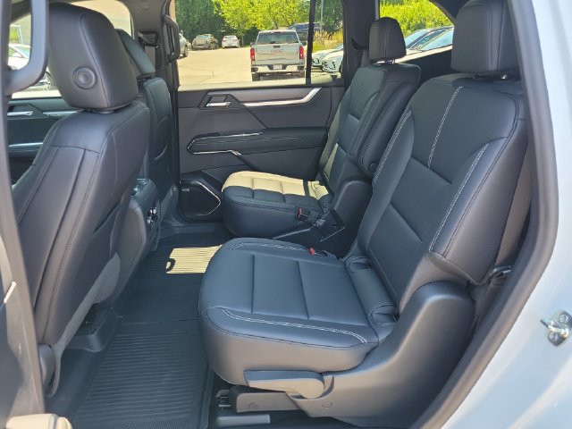 New 2026 GMC Acadia Elevation w/ Black Edition AWD/4WD image 9